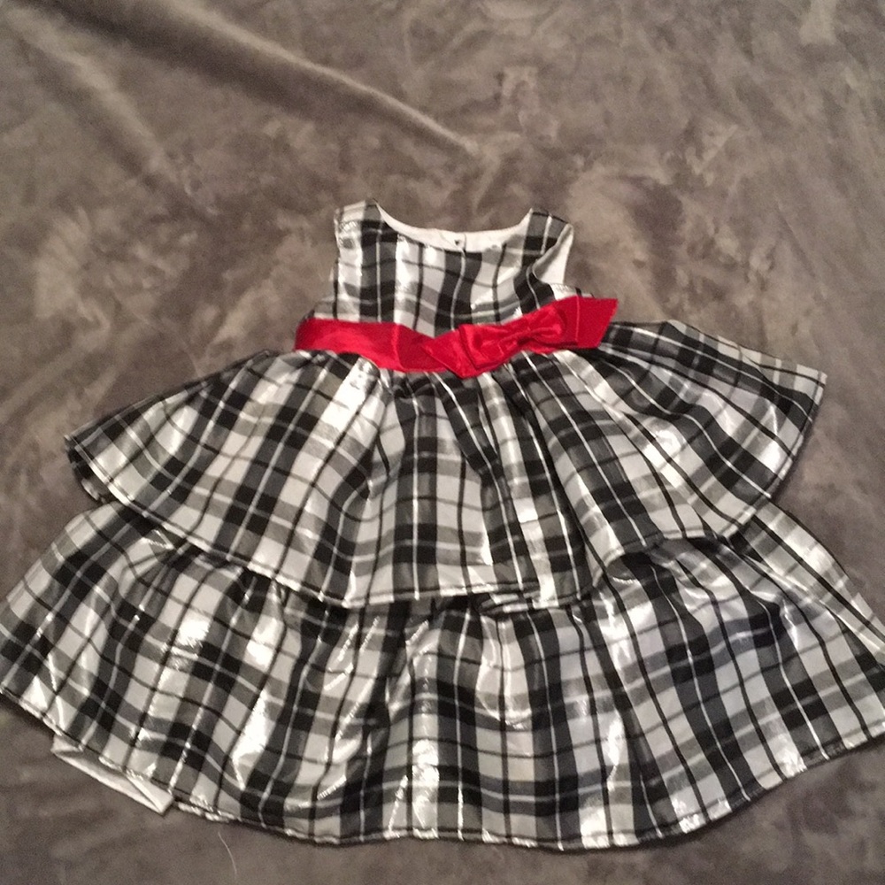 Black and white dress